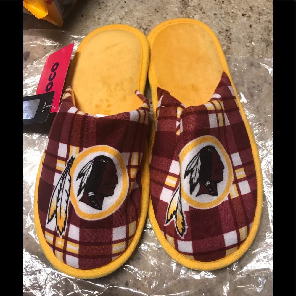 NWT Washington Redskins Slippers